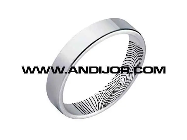 Alianza plana de boda en oro blanco grabada con huella dactilar - Imagen 2