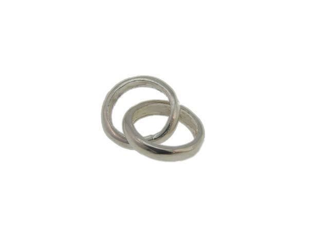 Colgante plata alianzas entrelazadas