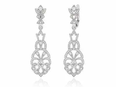 Pendientes largos estilo antiguo
