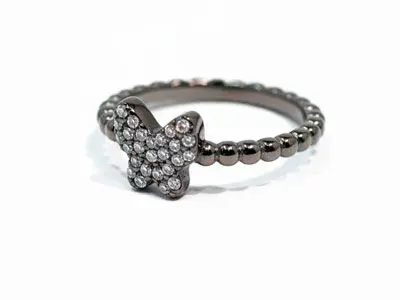 Anillo de plata negra tipo cordoncillo trenzado centro mariposa