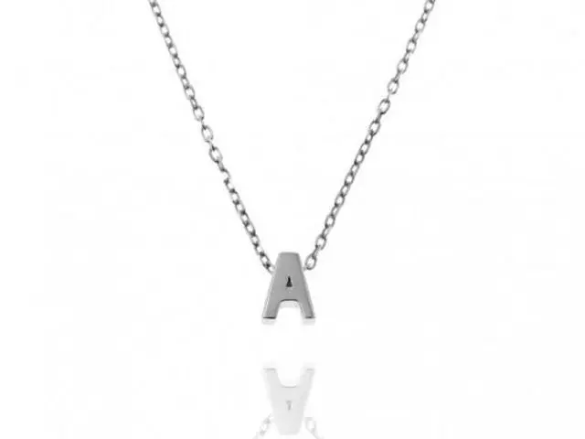 cadena colgante plata letra