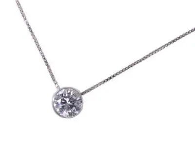 Cadena de plata con colgante circonita redondo.