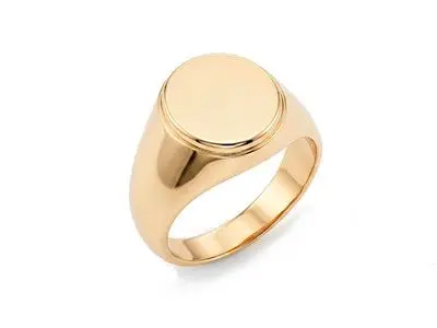 Sello oval liso macizo en oro amarillo