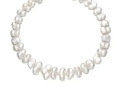 Collar perlas blancas cacahuete