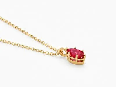 Cadena oro colgante rubí