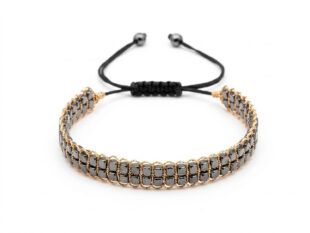 Pulsera hematites y macramé