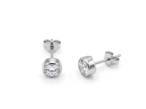 Pendientes chaton blanco presion